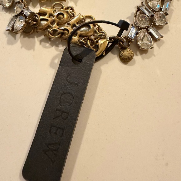 NWT J Crew Crystal Wreath Necklace - Picture 3 of 3